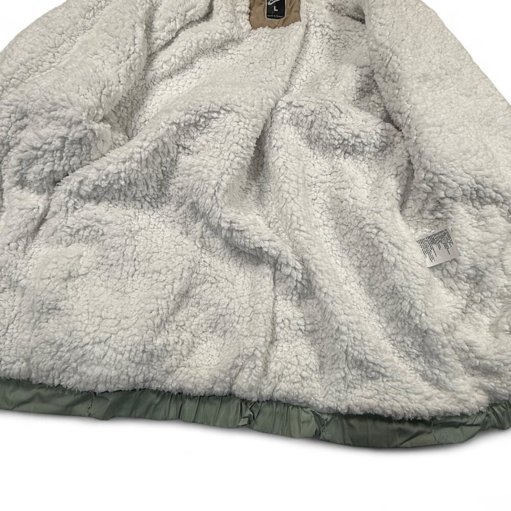 Nike Gray And Green Performance Jacket - image 6